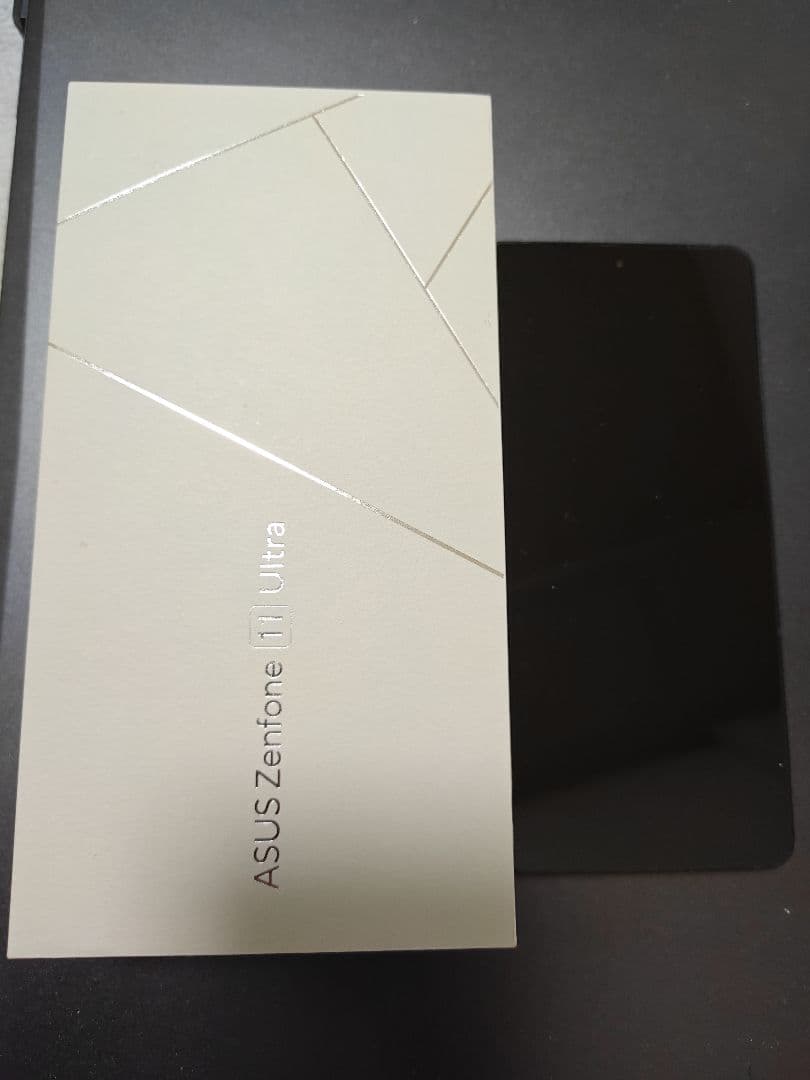 Zenfone 11 Ultra 256gb SIMフリー版 フィルムケース付