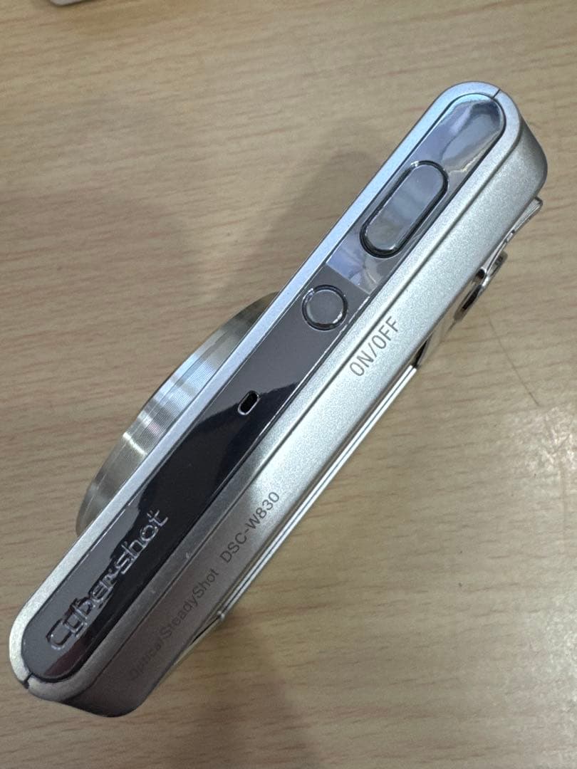 SONY Vario-Tessar 20.1MP コンパクトデジタルカメラ