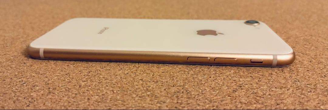 iPhone 8 バッテリー100% SIMフリー 64GB