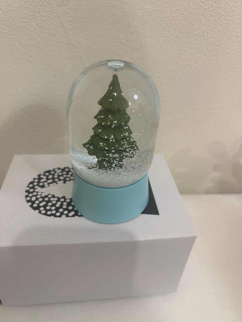 箱付き】奈良美智 スノードーム 青森県立美術館 - メルカリ