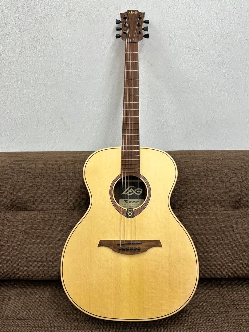 ⑦【美品】LAG Tramontane ギター　T70A エレアコ 楽天市場】【チューナー・弦・ストラップ付】LAG Guitars Tramontane