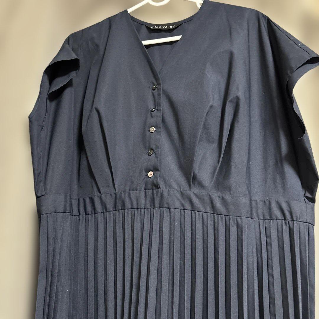 ミズイロインド⭐︎ネイビー 半袖 プリーツ ワンピース mizuiroind（ミズイロインド） プリーツ ロングワンピース レディース