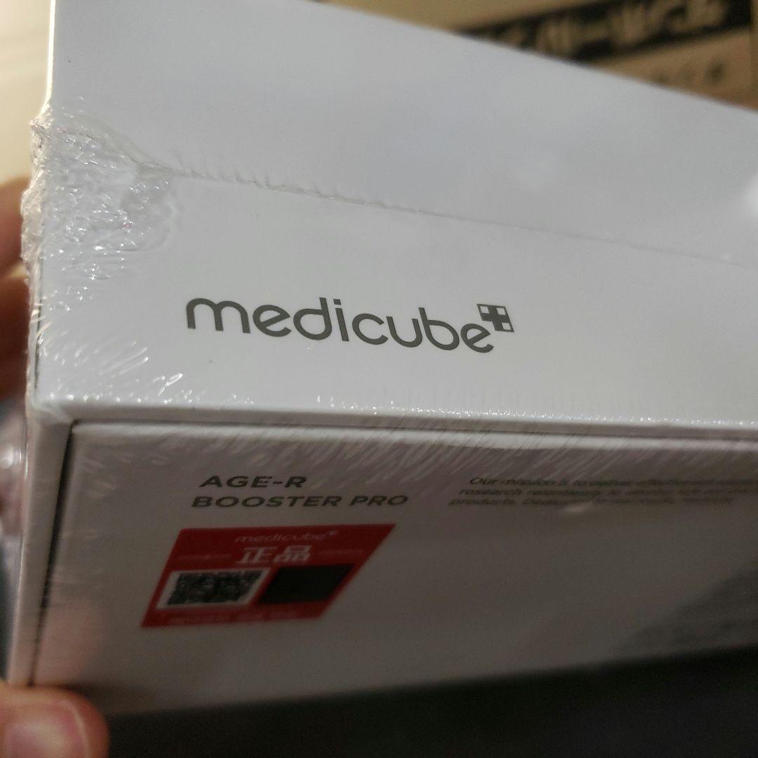 G77　新品未開封　メディキューブ AGE-Rブースタープロ ブラック