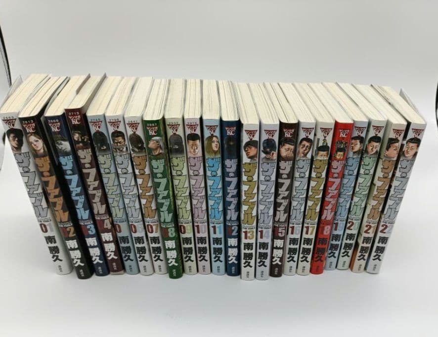 ザ・ファブル 全22巻 ＋ The second contact 1,2巻 Amazon.co.jp: ザ・ファブル コミック 全22巻セット [コミック] 南