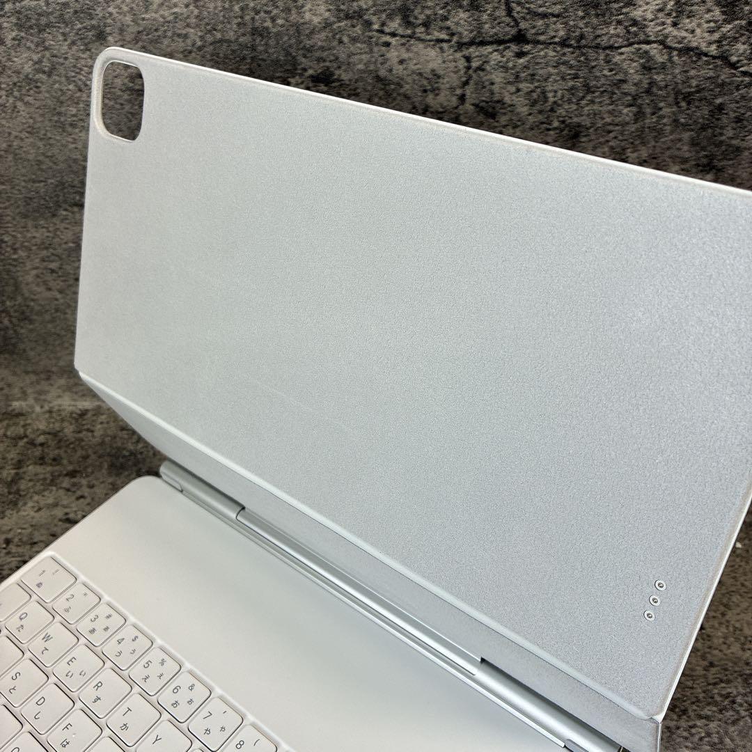 iPad マジックキーボード　アップル　MJQL3J/A A2480 美品