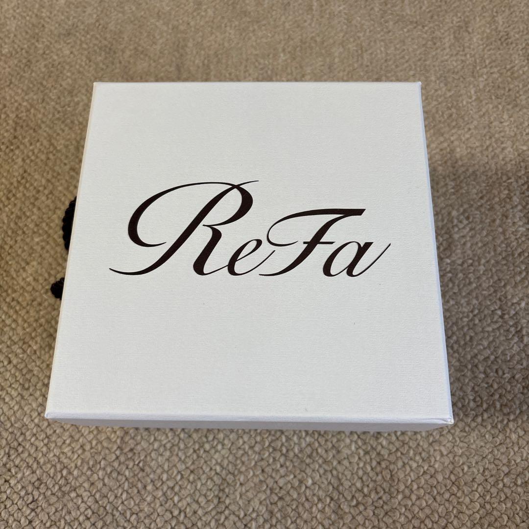 リファヘッドスパオリジナルショッパー付き　ホワイト