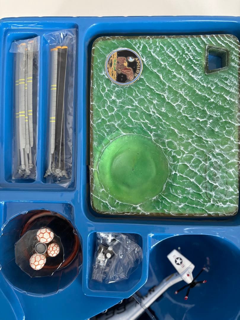 Corgi H-53 Sea Stallion 1/72 アポロの回収シーン - メルカリ