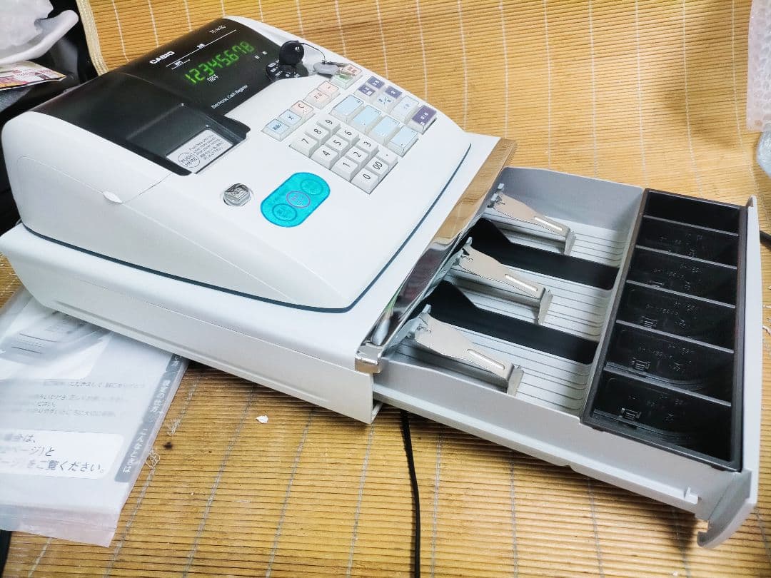 カシオレジスター TE-M80 中古品 人気機種感熱紙 送料無料 560933