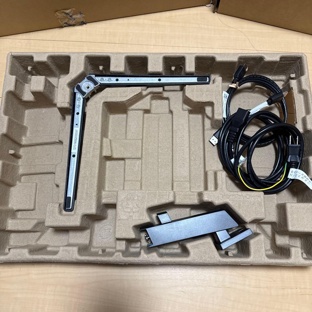 PHILIPS EVNIA ゲーミングモニター (27インチ/180Hz)