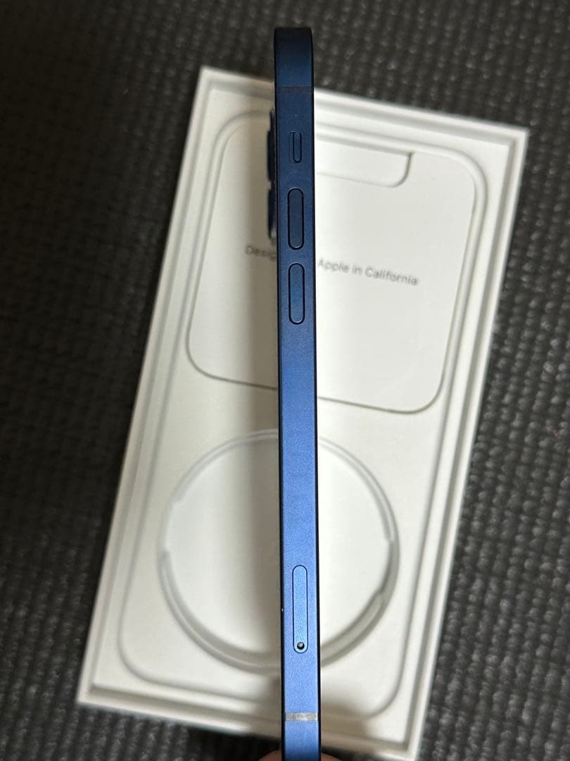 【美品】Apple iPhone 12 ブルー