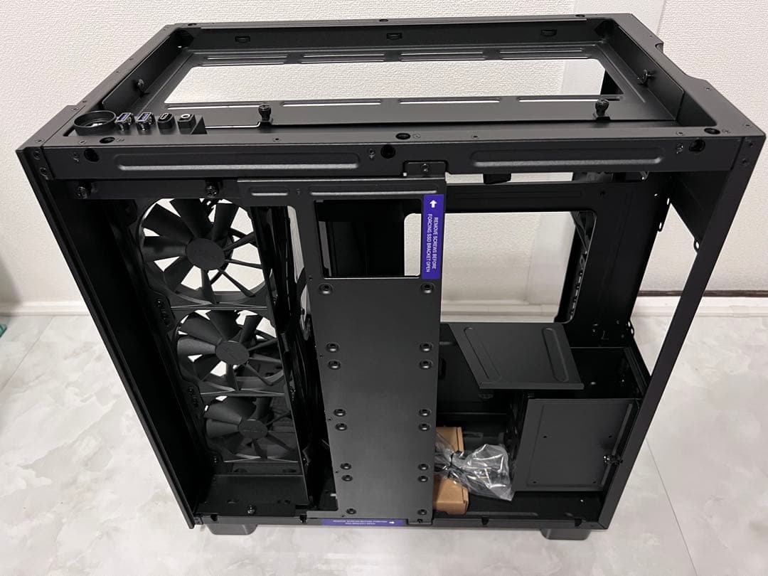 NZXT H9 flow ミドルタワーPCケース 強化ガラス ホワイト