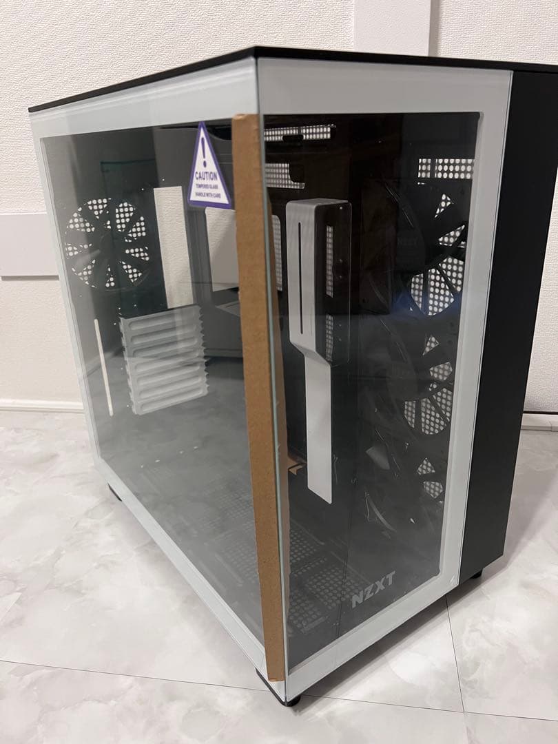 NZXT H9 flow ミドルタワーPCケース 強化ガラス ホワイト