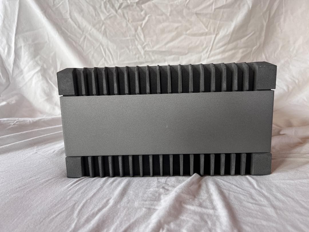 英国の QUAD 606（MKII）/66 ステレオアンプセット