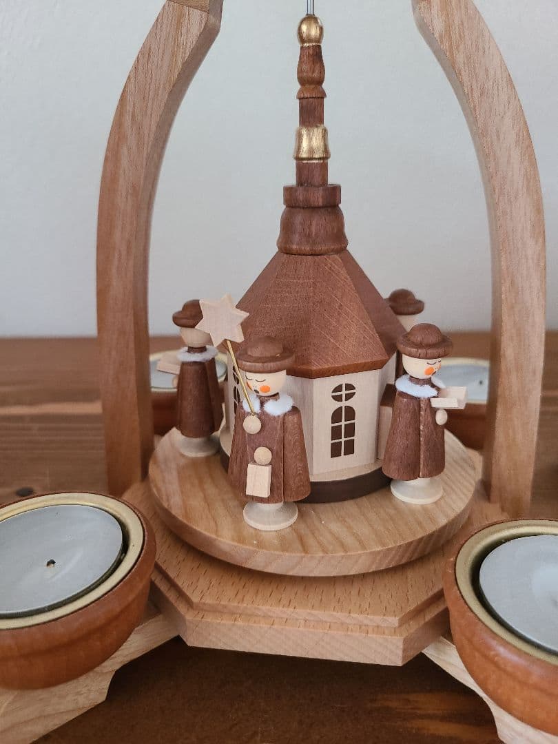 ドイツ・クリスマスピラミッド「ウィンドミル 聖夜の教会」 - メルカリ