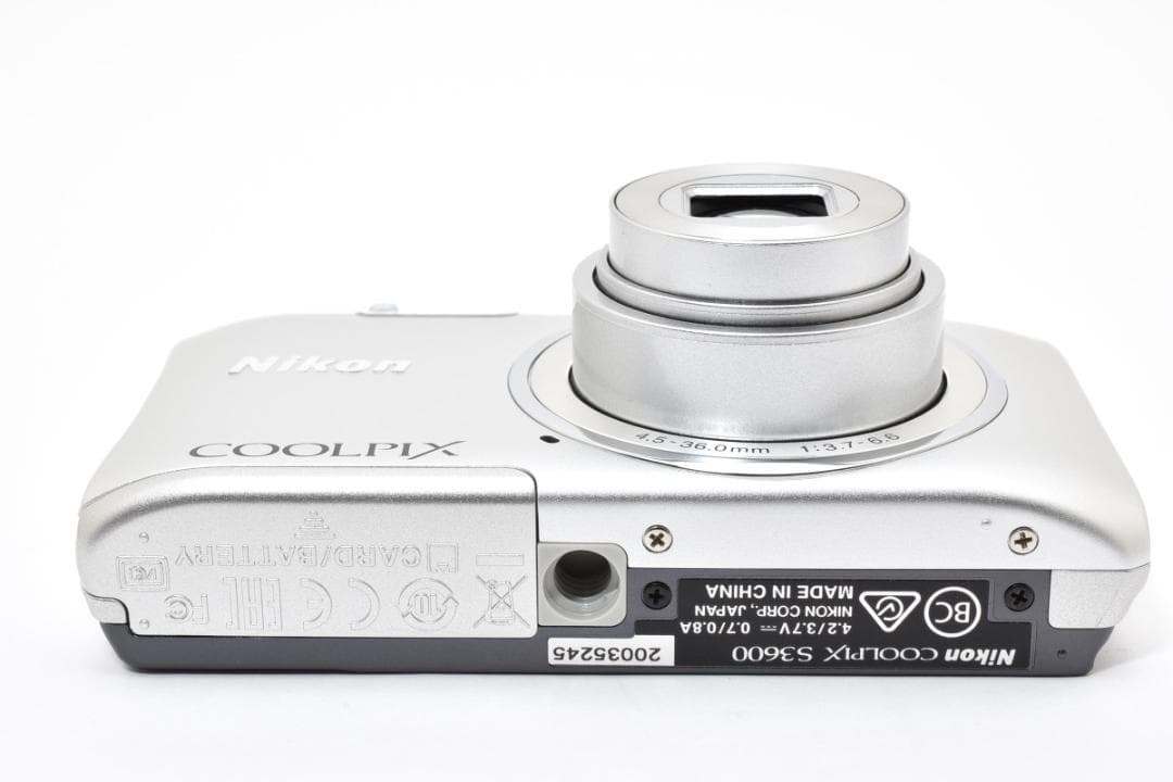 Nikon COOLPIX S3600 コンパクトデジタルカメラ シルバーニコン