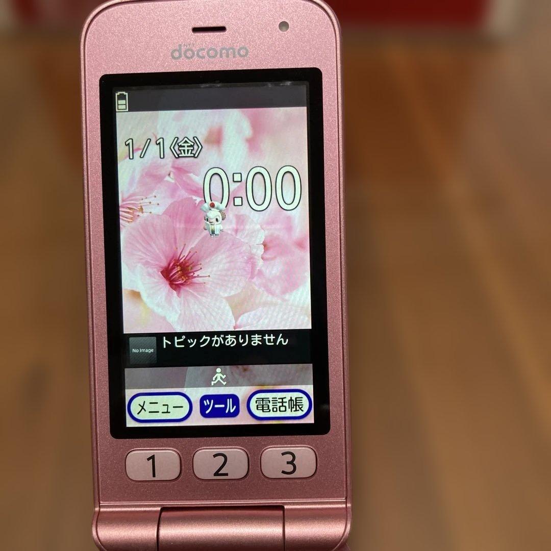docomo F-02J ピンク 携帯電話 本体 中古