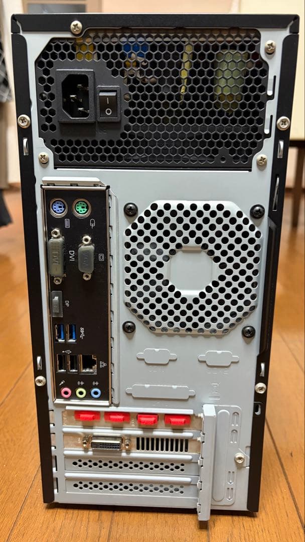 週末セール！！3万円で売ります マウスコンピュータ