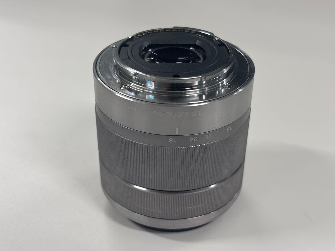 E 3.5-5.6/18-55 OSS ズームレンズ