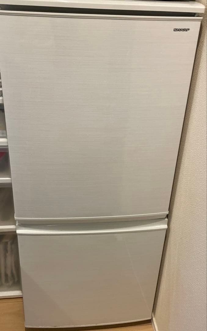 猫*ん様 シャープ2018年製　冷蔵庫SJ-D14D-W