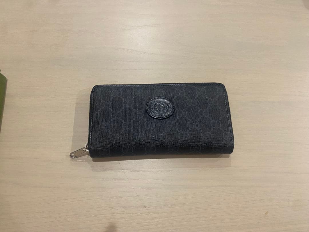 美品 GUCCI グッチ サイフ 財布 GGスプリーム ラウンドジップ 黒