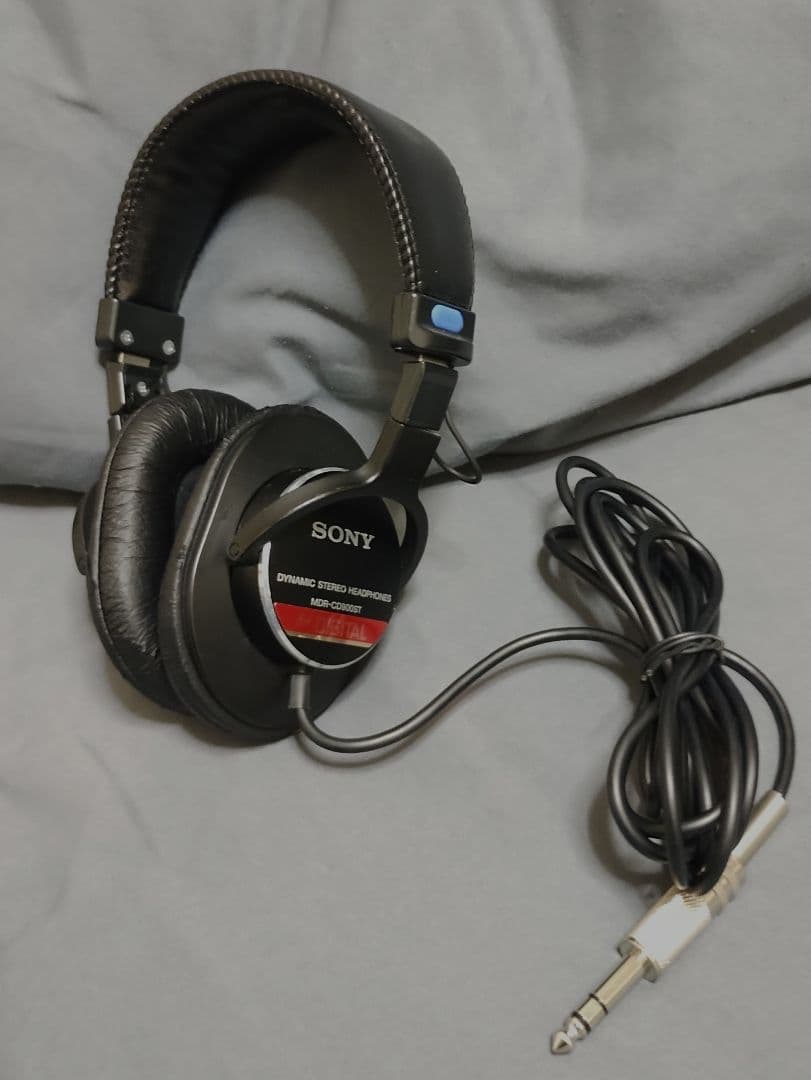 ☆ SONY MDR-CD900ST ☆ Amazon.com: Sony MDR-CD900ST Studio Monitor Stereo Headphones