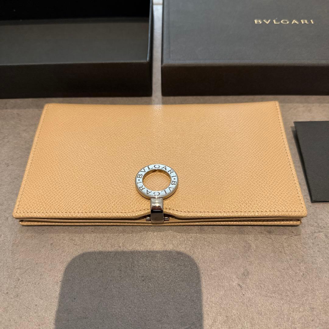 美品】ブルガリ 長財布 ベージュ 上品 格安レア ロゴクリップ シルバー