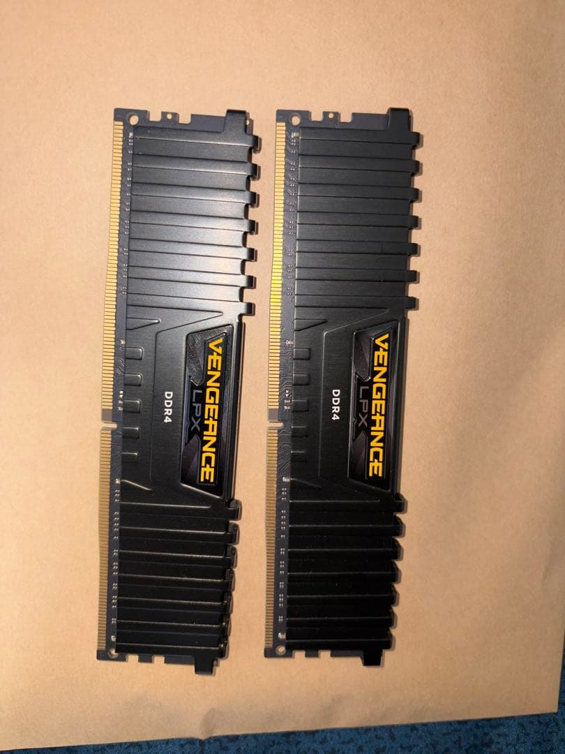 【CORSAIR】CMK32GX4M2A2666C16（16GB×2）