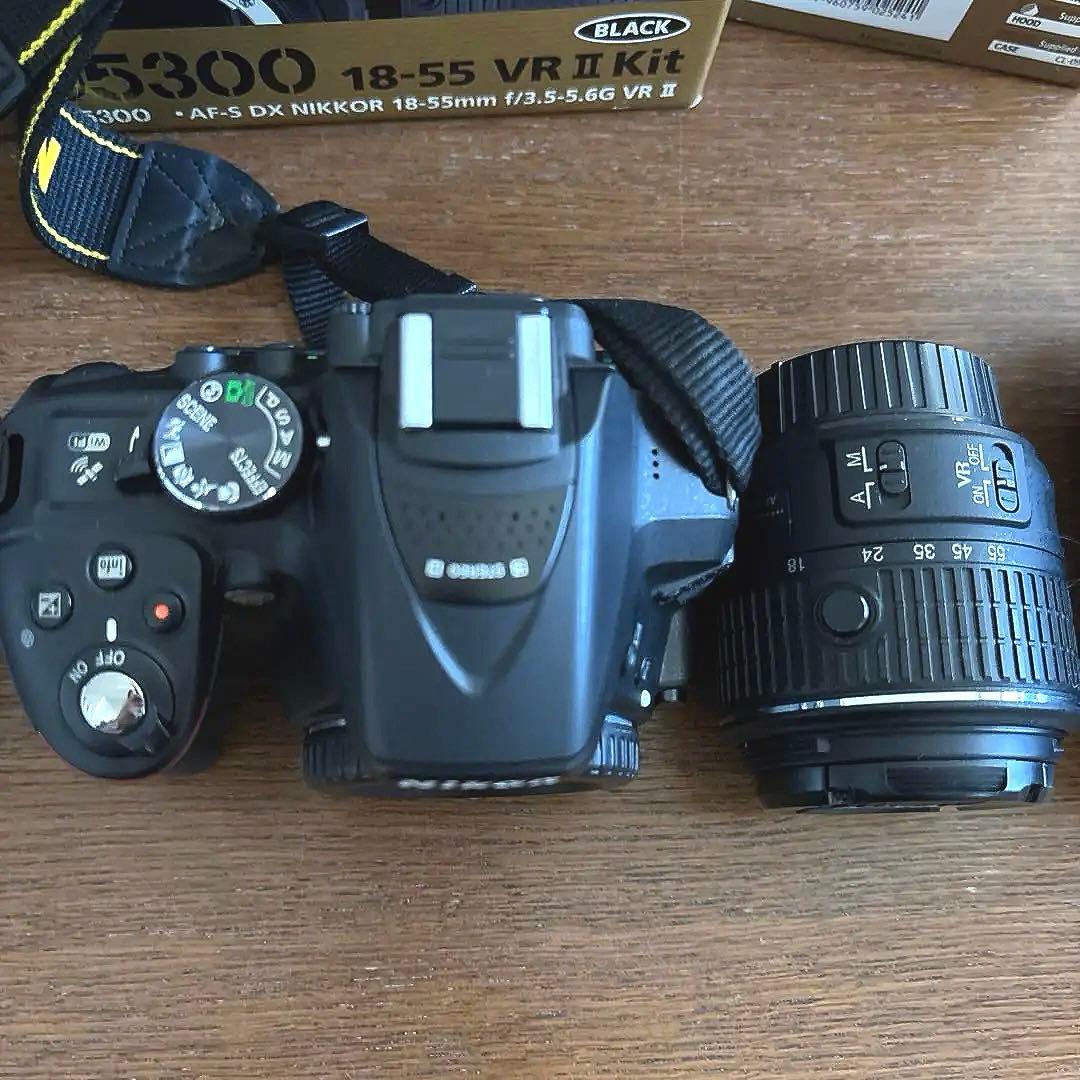 ニコンD5300 一眼レフカメラ＋望遠レンズ