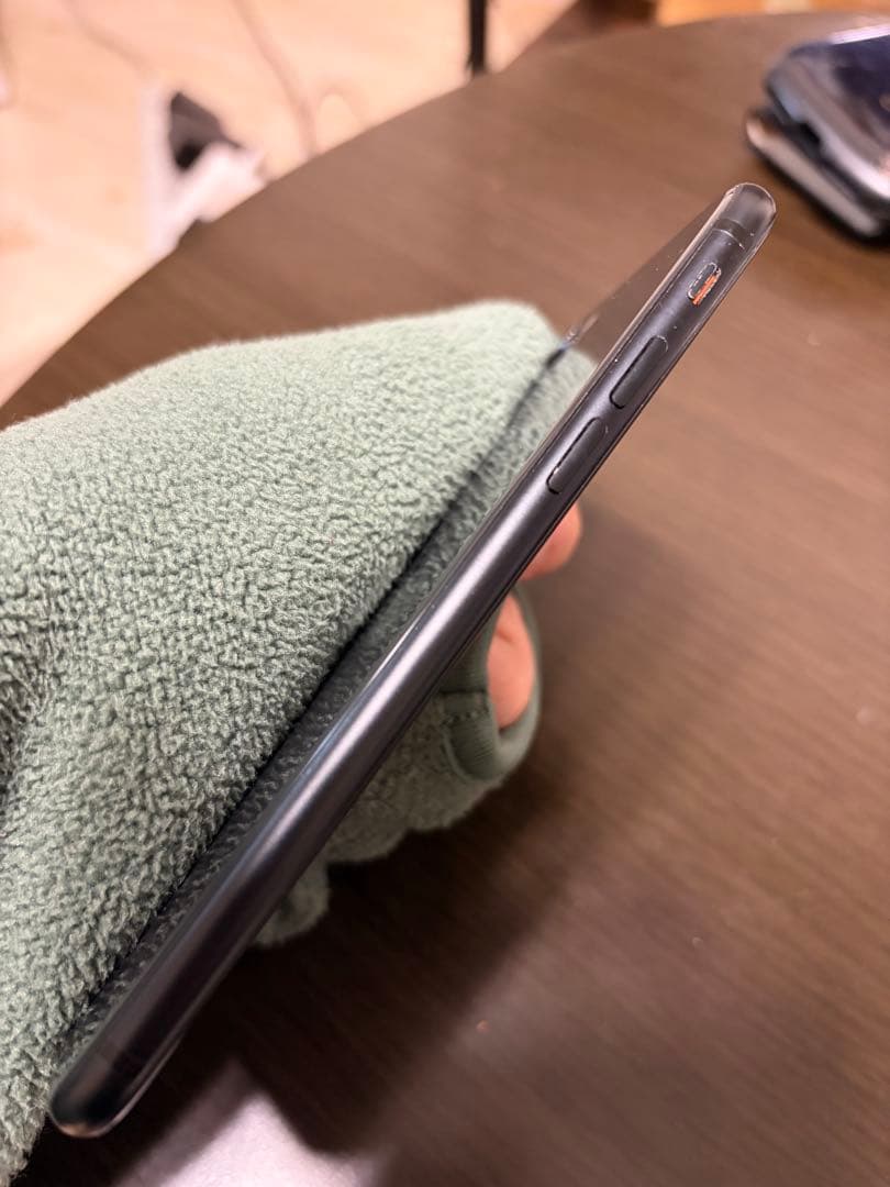 iPhone SE 第2世代 ブラック 128GB & ケース(希望有れば)