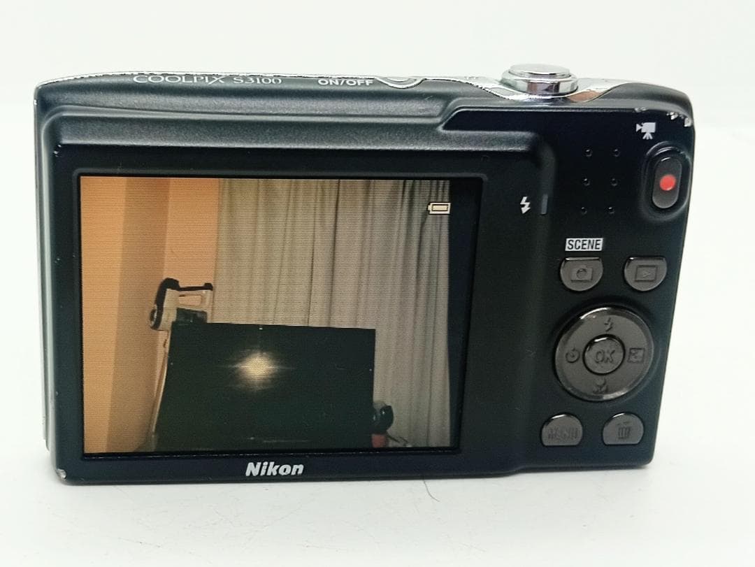 Nikon COOLPIX S3100 シルバー 充電器付き デジタルカメラ