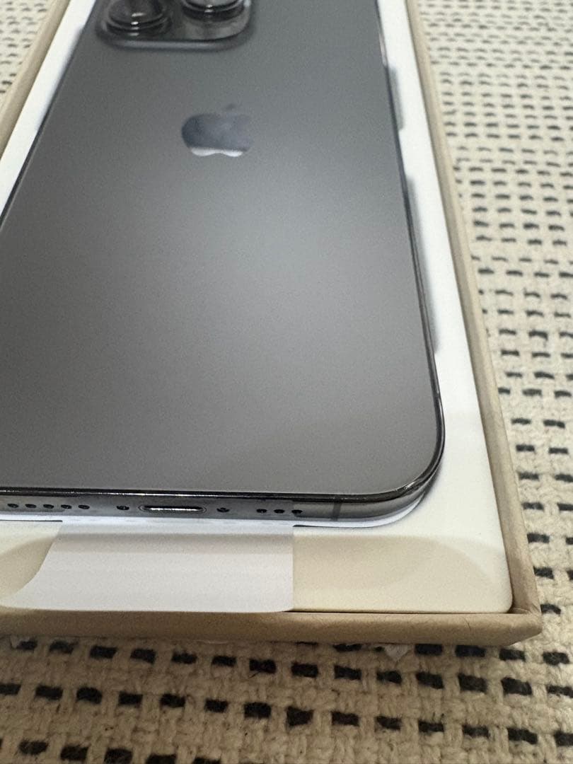 iPhone 13 Pro 256GB SIMフリー　バッテリー100%