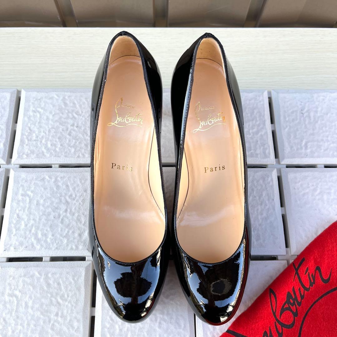 37.5 クリスチャンルブタン パンプス 黒 エナメル ハイヒール 24.5