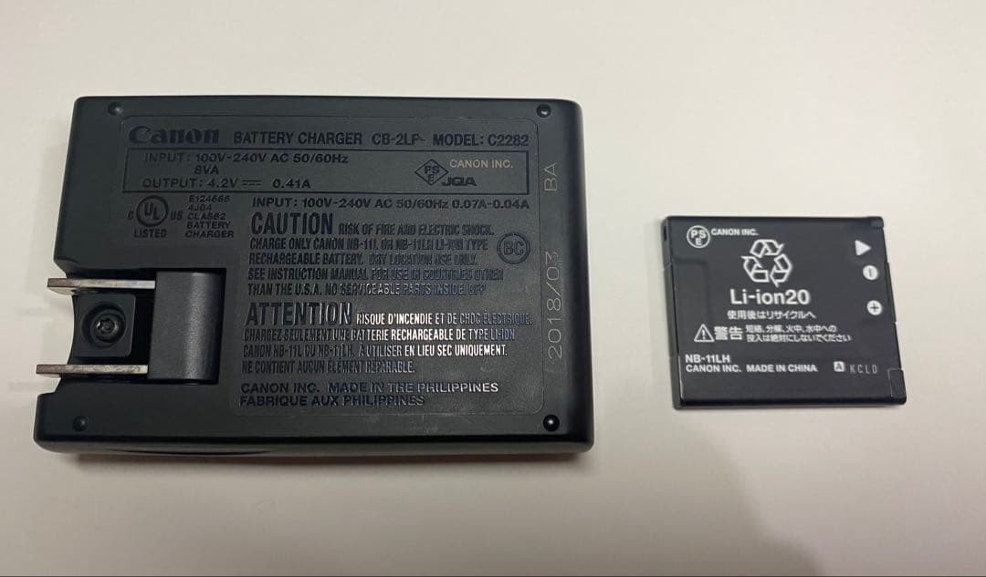 【極美品】Canon IXY650 イクシー シルバー 人気 デジタルカメラ