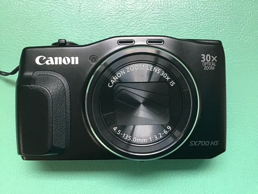 中古　キャノン パワーショット SX700HS ブラック