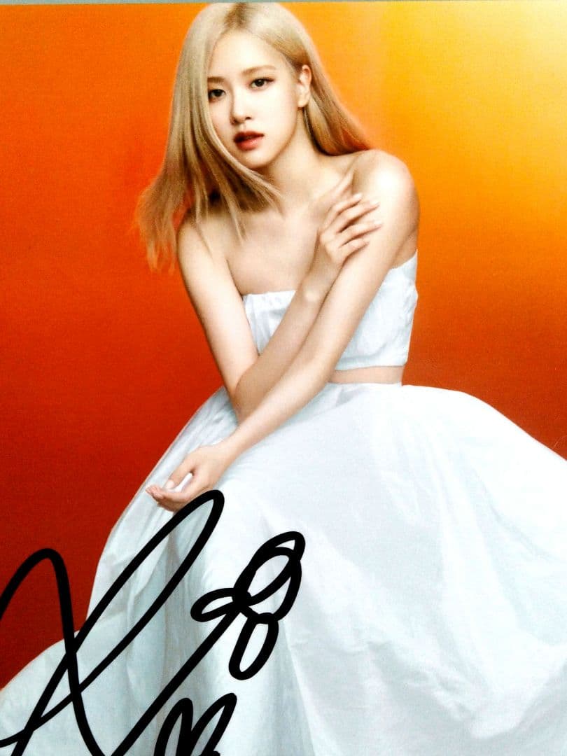 ロゼ直筆サイン入り2Lサイズ写真…BLACKPINK…Rose…18 - メルカリ