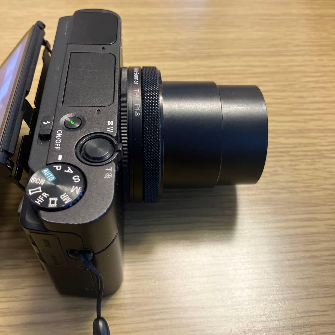 SONY サイバーショット:DSC-RX100M5 ロープロのケース付き