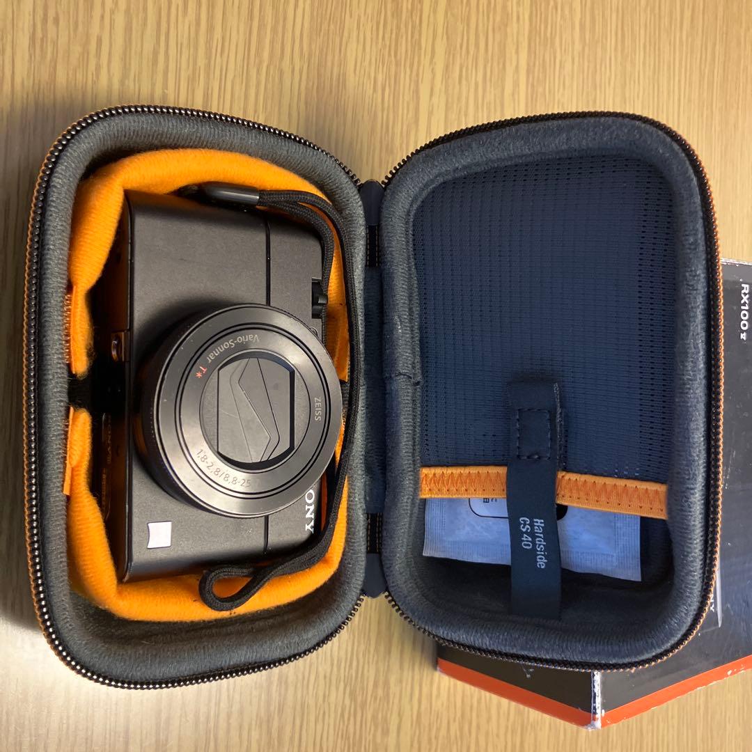 SONY サイバーショット:DSC-RX100M5 ロープロのケース付き