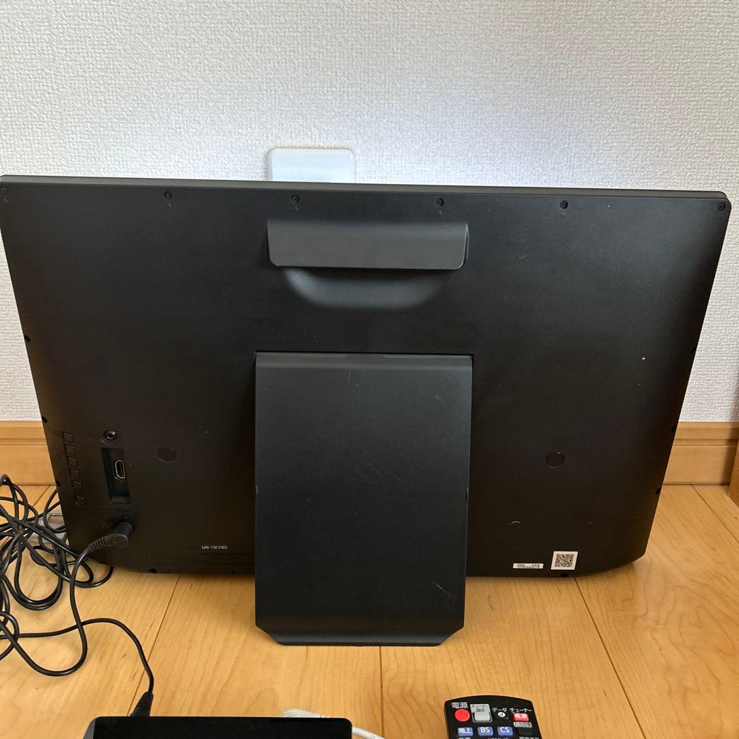 テレビ Panasonic UN-19CF8-K