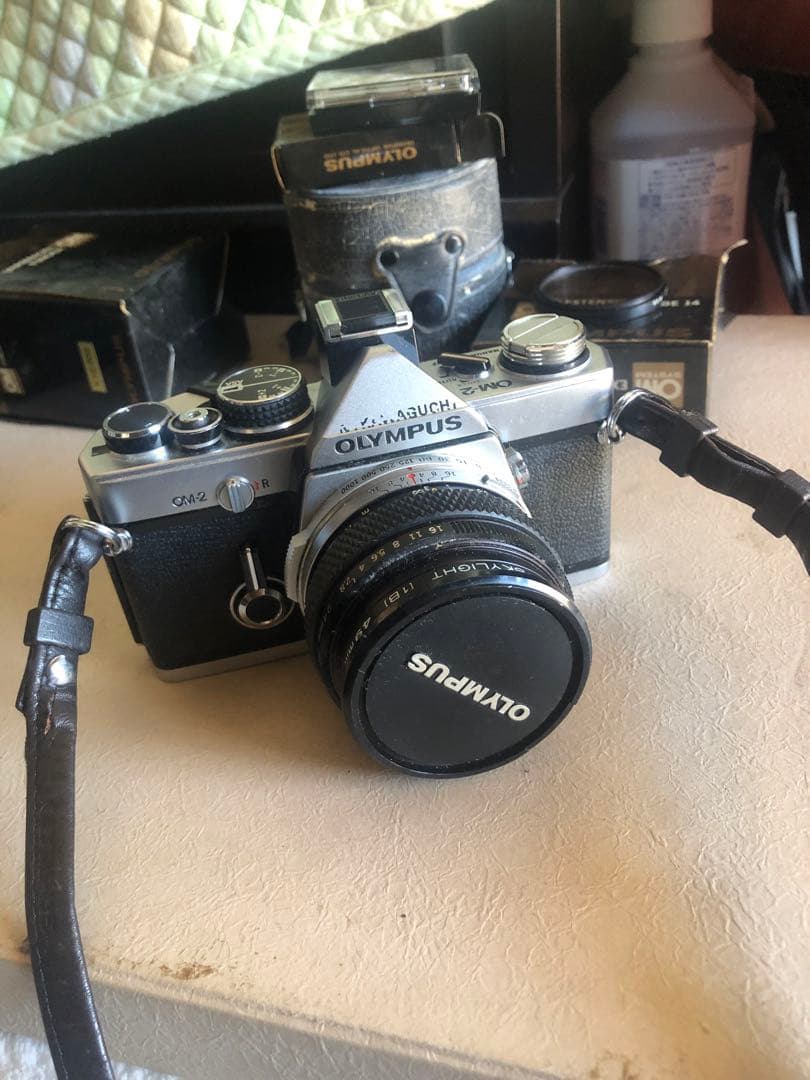 オリンパスOM-2 Olympus レトロ　フィルムカメラ およそ半世紀という時を超え、いま手に入れる満足感｜オリンパス OM-2