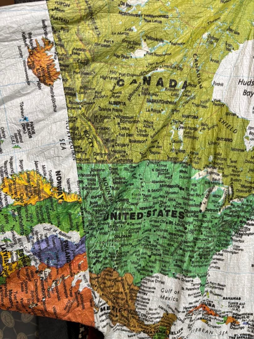 最終価格】ニルバーナ カートコバーン着用モデル 世界地図ペーパー