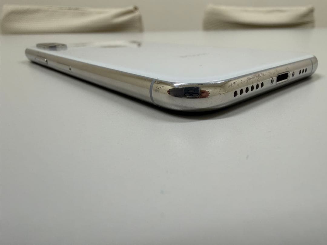 iPhone XS シルバー 64GB ジャンク品　液晶部品取り用