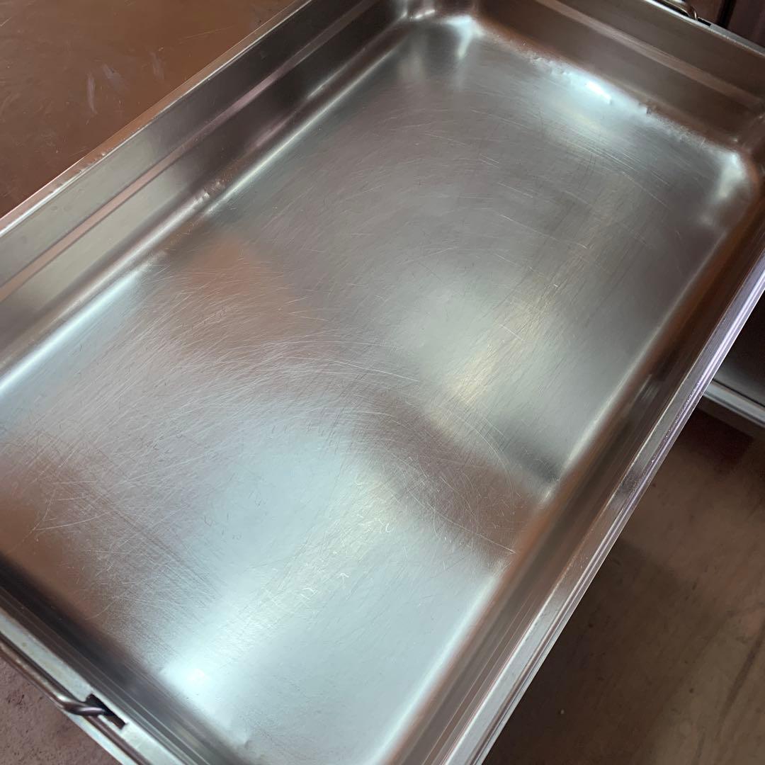 GN1/1ハンドル付きホテルパン6枚 蓋1枚