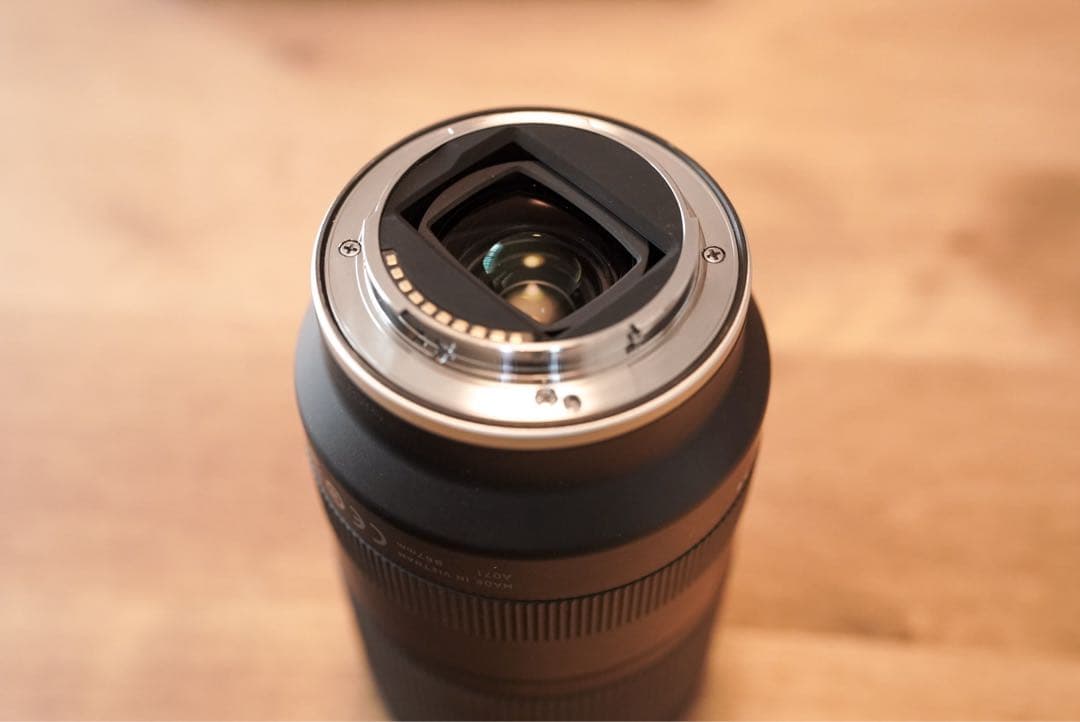 TAMRON 28-200mm f/2.8-5.6 ズームレンズ