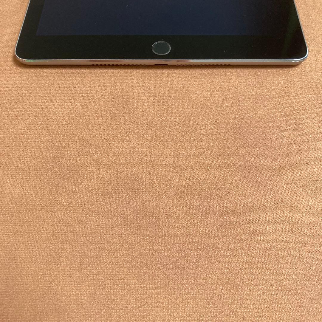 820 電池最良好☆iPad Air2 第2世代 128GB WIFIモデル☆