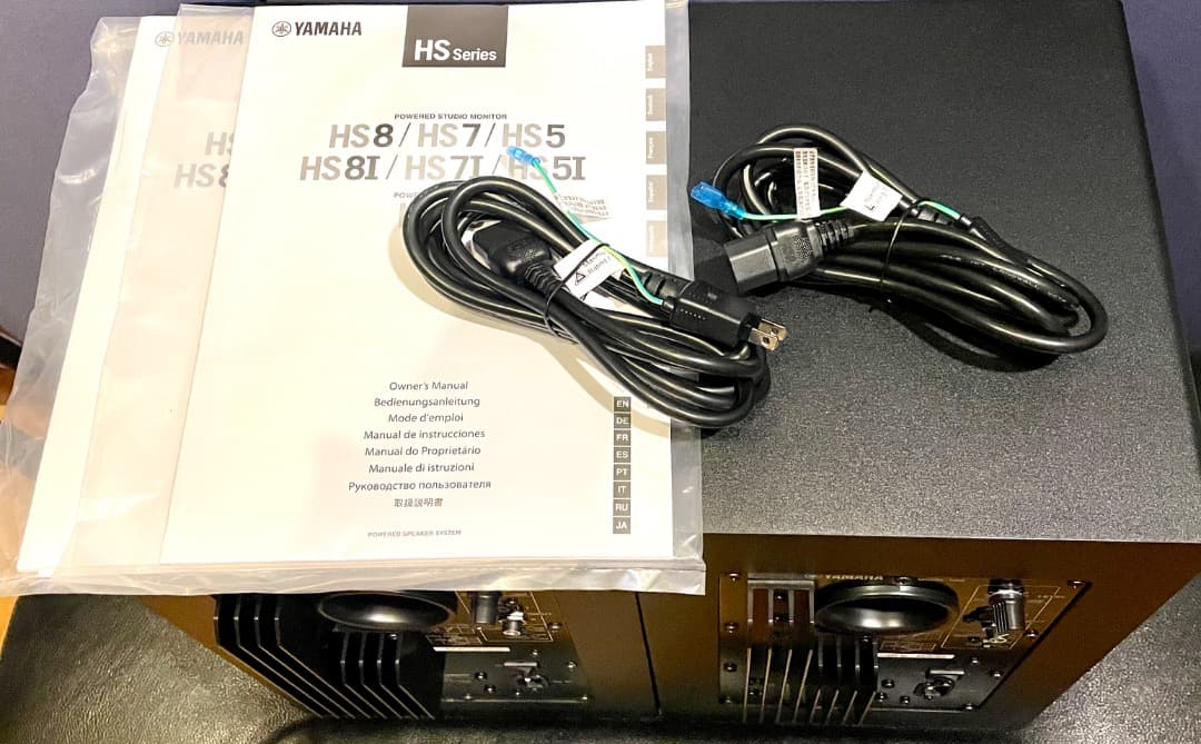 【Hiro】YAMAHA HS8 モニタースピーカー(黒)１台②