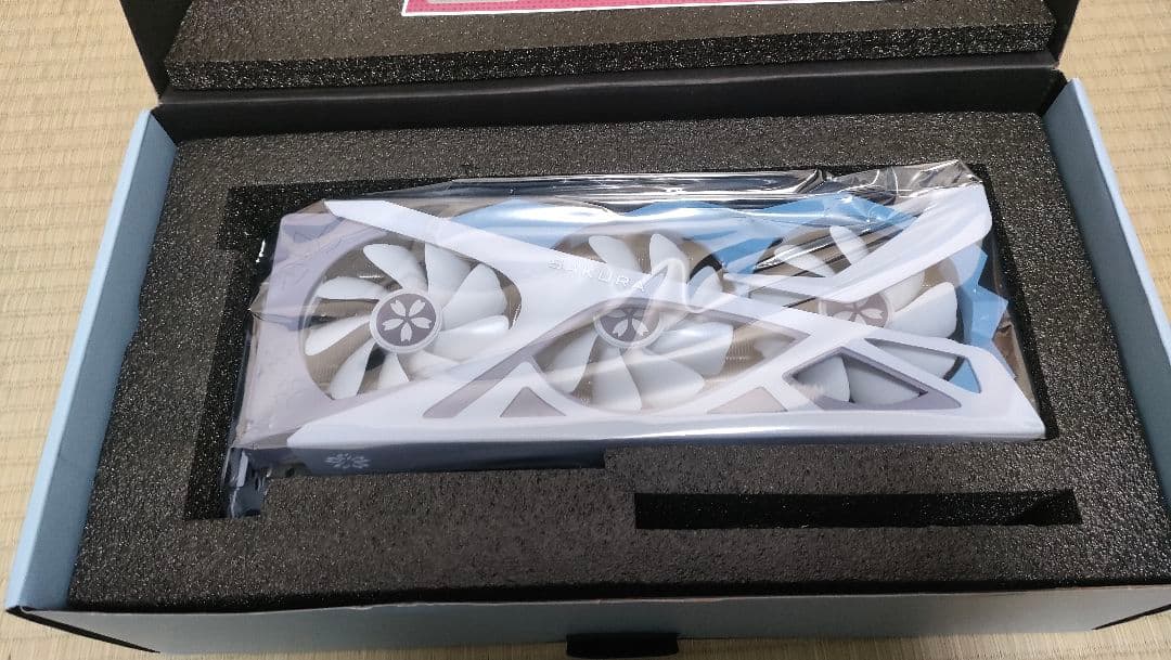 グラフィックボード・グラボ・ビデオカード RX9070XT ASRock RX9070XT TC 16GO ブラック [グラフィックボード] | 激安の新品