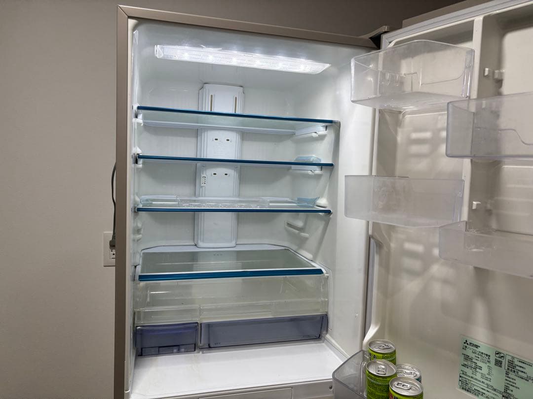 値下げ！三菱冷蔵庫、MR-B46J-C、2023年式、使用頻度少なく美品です