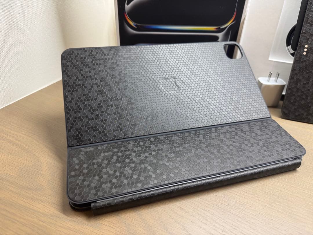 バ*グ様 iPad Pro M4 13 cellular 2TB Keyboar