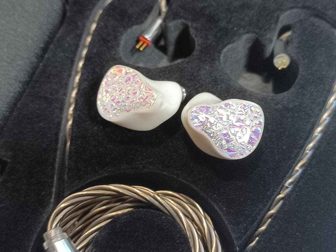 THIEAUDIO Hype 4 2DD+4BA イヤホン