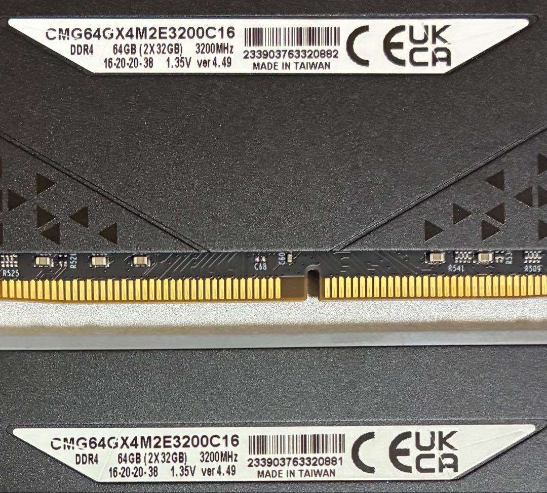 【中古】DDR4-3200 64GB(32GB×2枚) CORSAIR